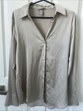 H&M Satin-Finish Light Taupe Shirt